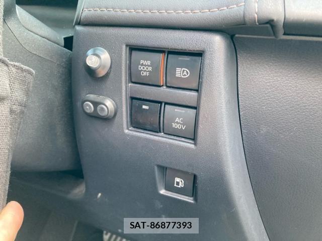 Toyota ALPHARD HYBRID 2023-12 7452702-15