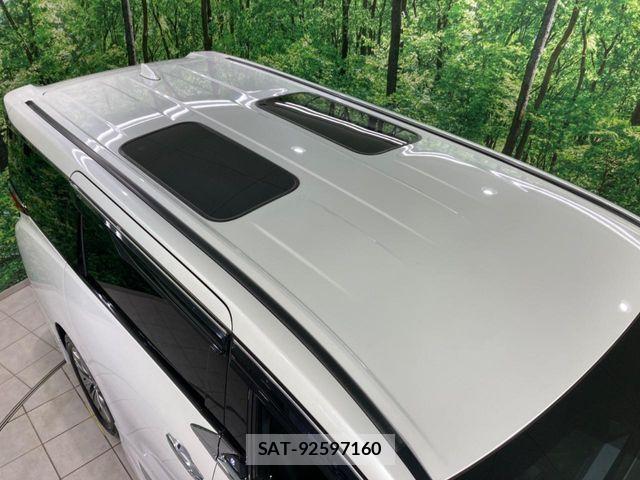Toyota ALPHARD HYBRID 2023-10 7452698-4