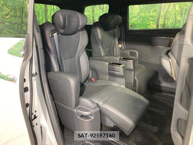 Toyota ALPHARD HYBRID 2023-10 7452698-8