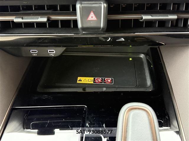 Toyota ALPHARD HYBRID 2023-08 7452692-12