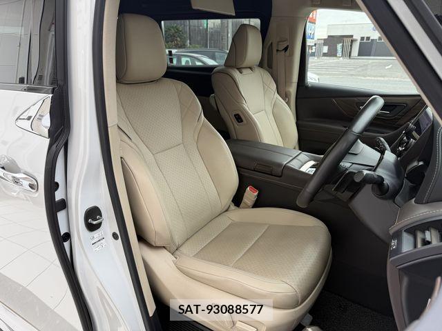 Toyota ALPHARD HYBRID 2023-08 7452692-21