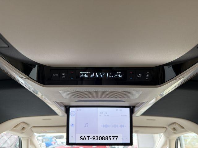 Toyota ALPHARD HYBRID 2023-08 7452692-24