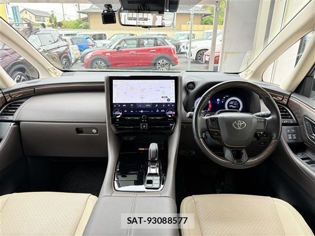 Toyota ALPHARD HYBRID 2023-08 7452692-8