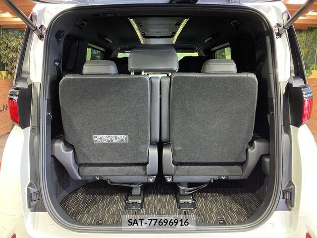 Toyota ALPHARD HYBRID 2024-10 7499374-10