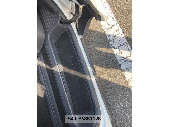 Toyota ALPHARD HYBRID 2023-10 7614765-11