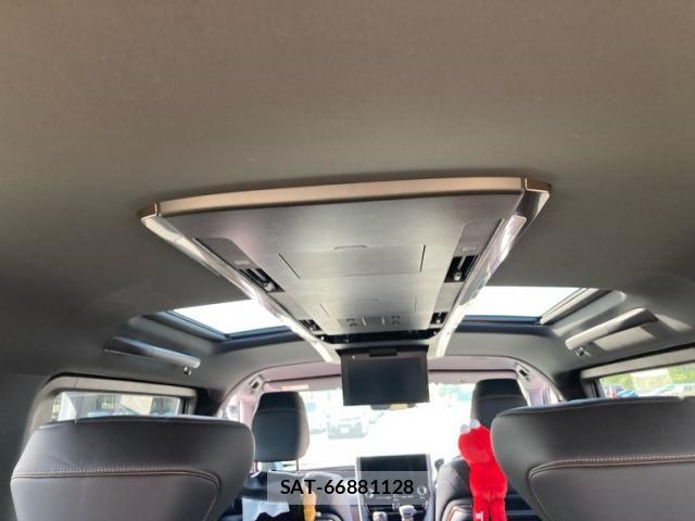 Toyota ALPHARD HYBRID 2023-10 7614765-16