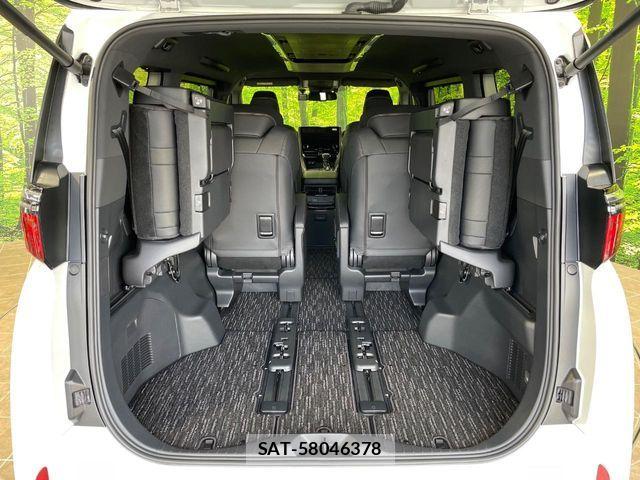 Toyota ALPHARD HYBRID 2023-10 7614767-10