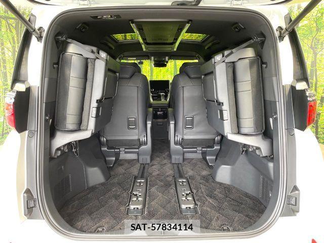 Toyota ALPHARD HYBRID 2023-08 7614766-10
