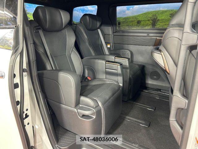 Toyota ALPHARD HYBRID 2026-02 7614756-8