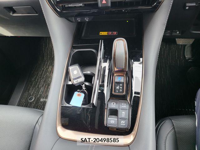 Toyota ALPHARD HYBRID 2023-09 7614764-12