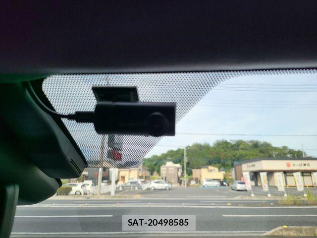 Toyota ALPHARD HYBRID 2023-09 7614764-17