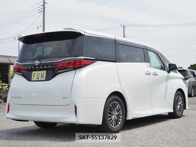 Toyota ALPHARD HYBRID 2023-10 7614757-4