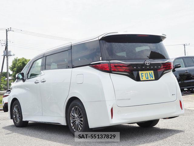 Toyota ALPHARD HYBRID 2023-10 7614757-5