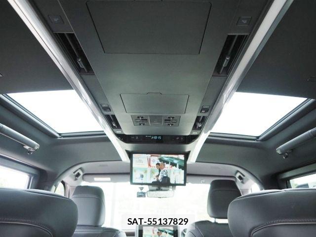 Toyota ALPHARD HYBRID 2023-10 7614757-8