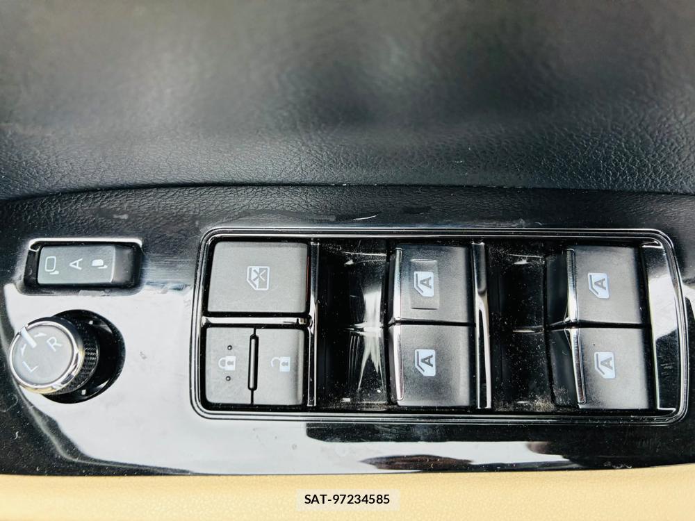 Toyota ALPHARD HYBRID 2020-11 7610975-22