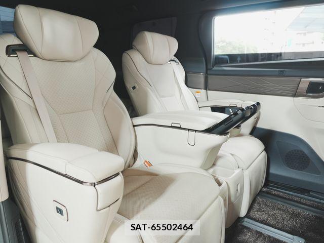 Toyota ALPHARD HYBRID 2023-08 7875147-9