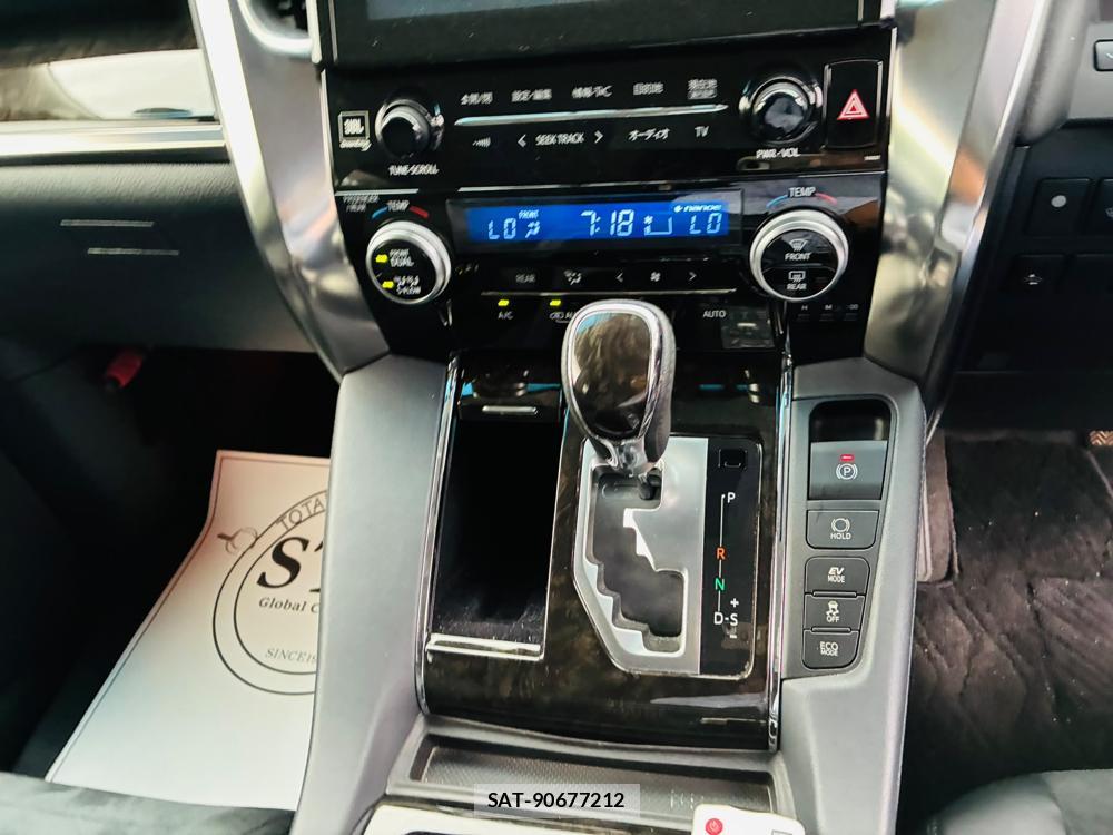 Toyota ALPHARD HYBRID 2015-03 7950942-19