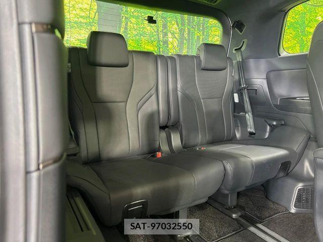 Toyota ALPHARD HYBRID 2023-10 8072724-9
