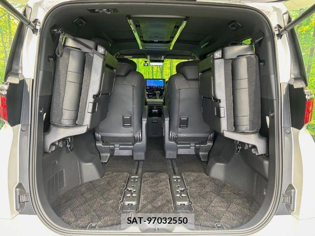 Toyota ALPHARD HYBRID 2023-10 8072724-10