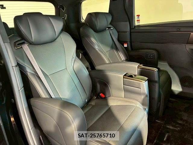 Toyota ALPHARD HYBRID 2024-08 8072723-9