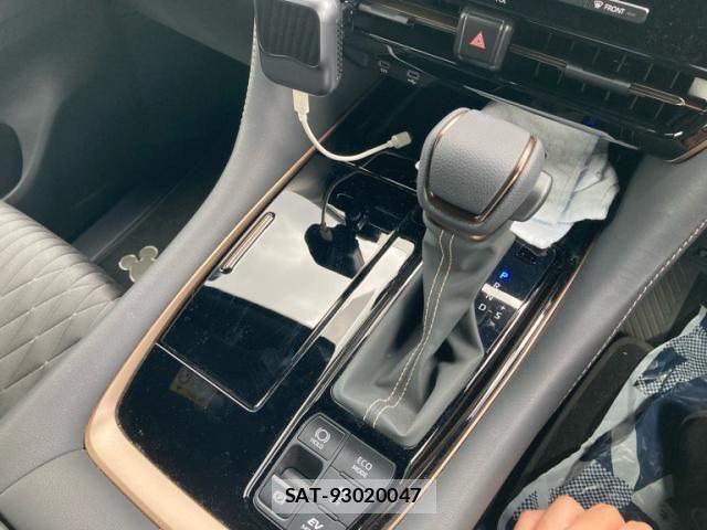 Toyota ALPHARD HYBRID 2026-01 8072725-23