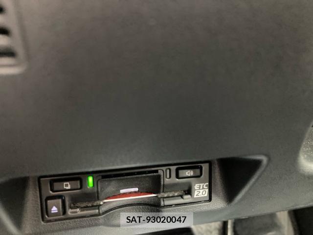 Toyota ALPHARD HYBRID 2026-01 8072725-24