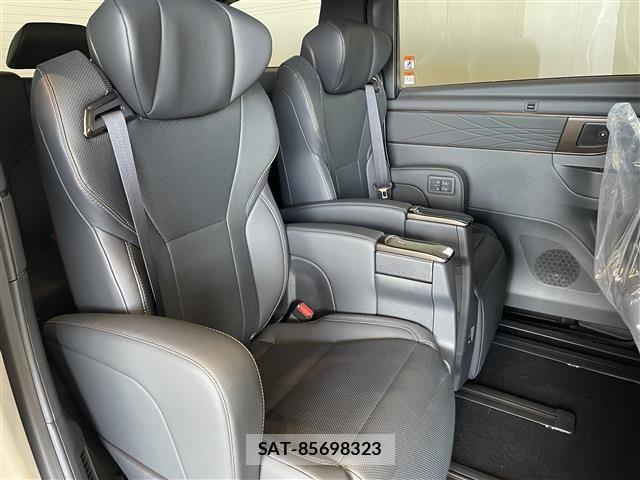 Toyota ALPHARD HYBRID 2026-06 8072719-27