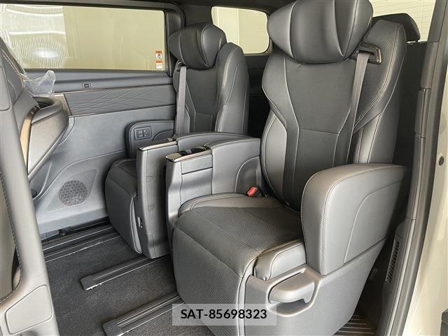 Toyota ALPHARD HYBRID 2026-06 8072719-28