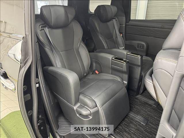 Toyota ALPHARD HYBRID 2025-03 8072722-6
