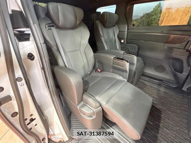 Toyota ALPHARD HYBRID 2025-11 8072720-9