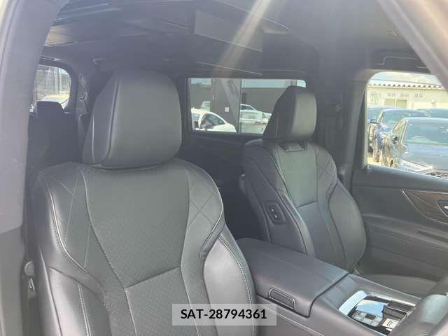 Toyota ALPHARD HYBRID 2023-10 8097839-11
