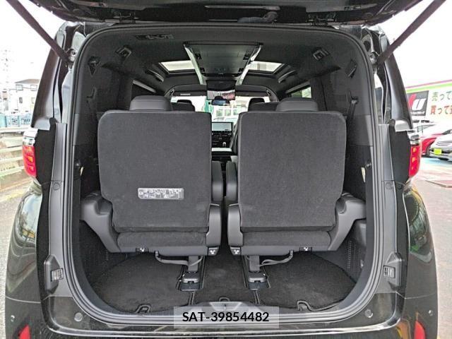 Toyota ALPHARD HYBRID 2024-10 8097840-24