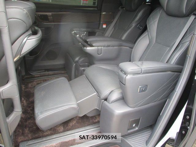 Toyota ALPHARD HYBRID 2024-05 8097836-16