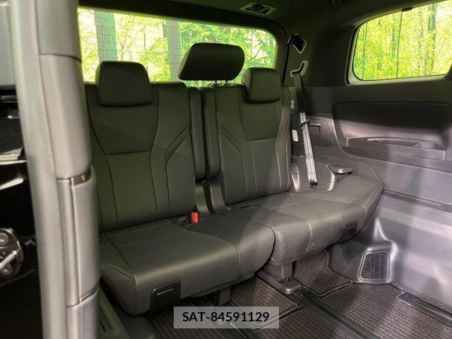 Toyota ALPHARD HYBRID 2024-10 8097843-9