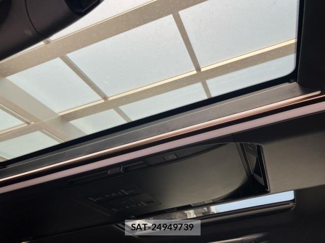 Toyota ALPHARD HYBRID 2023-12 8128752-17