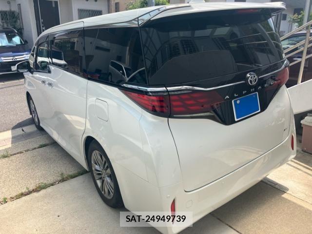Toyota ALPHARD HYBRID 2023-12 8128752-3
