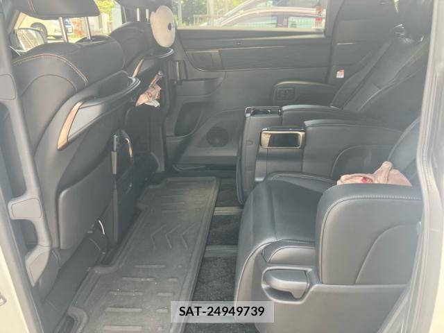 Toyota ALPHARD HYBRID 2023-12 8128752-7