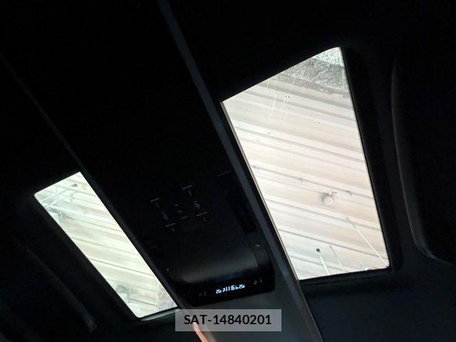 Toyota ALPHARD HYBRID 2023-08 8128734-2