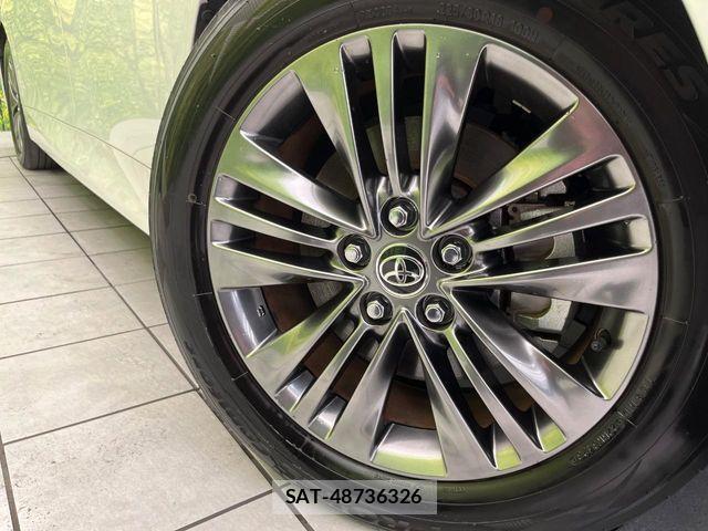 Toyota ALPHARD HYBRID 2023-09 8206168-13