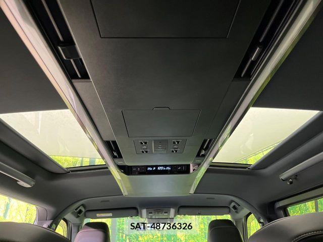 Toyota ALPHARD HYBRID 2023-09 8206168-2