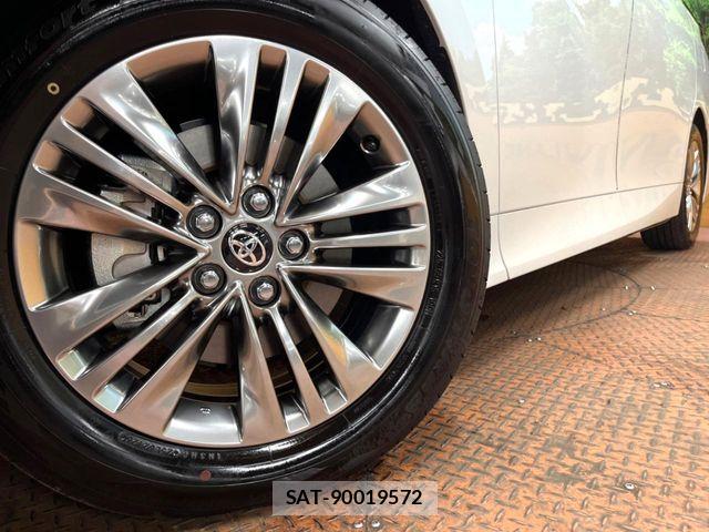 Toyota ALPHARD HYBRID 2026-07 8206155-12
