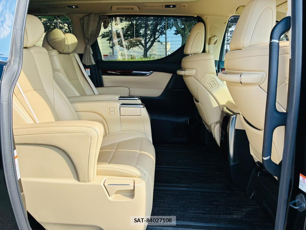 Toyota ALPHARD HYBRID 2017-07 8029562-8