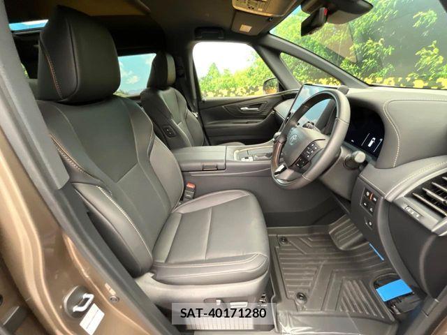 Toyota ALPHARD HYBRID 2026-03 8206157-6