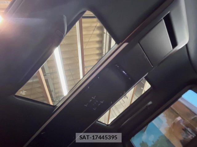 Toyota ALPHARD HYBRID 2025-07 8206153-2