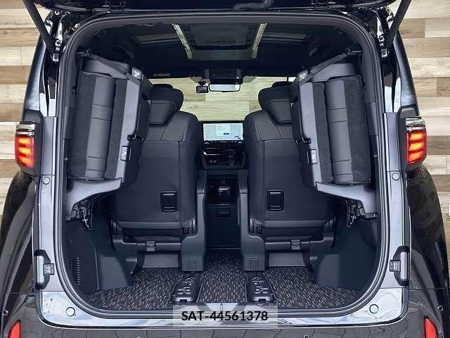Toyota ALPHARD HYBRID 2023-10 8244528-13