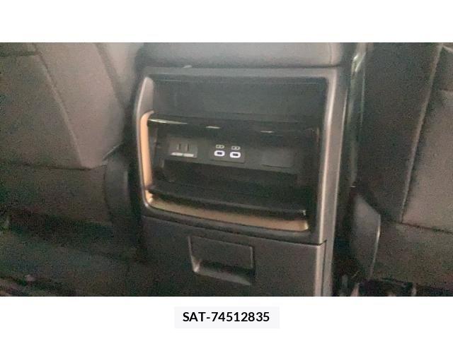 Toyota ALPHARD HYBRID 2025-09 8312834-23