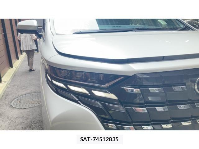 Toyota ALPHARD HYBRID 2025-09 8312834-26