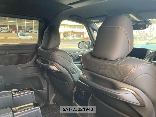 Toyota ALPHARD HYBRID 2024-06 8312832-9