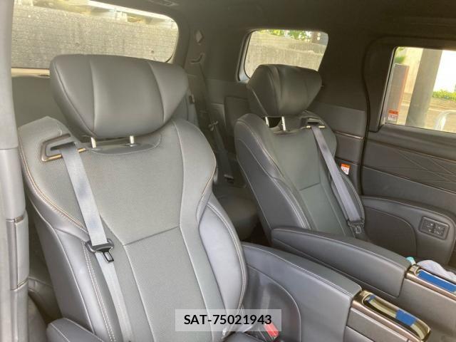 Toyota ALPHARD HYBRID 2024-06 8312832-8