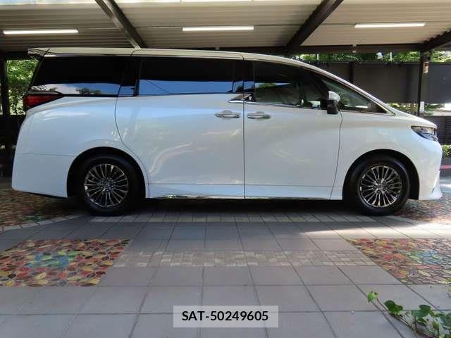 Toyota ALPHARD HYBRID 2024-06 8312822-3